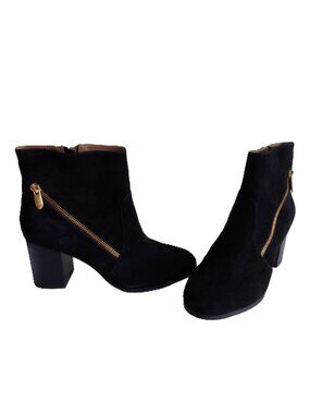 NWT Adrienne Vittadini black suede high heel boots women size 8.5